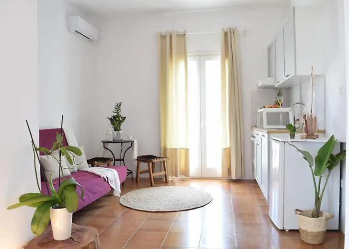 Eight Senses Πάρος